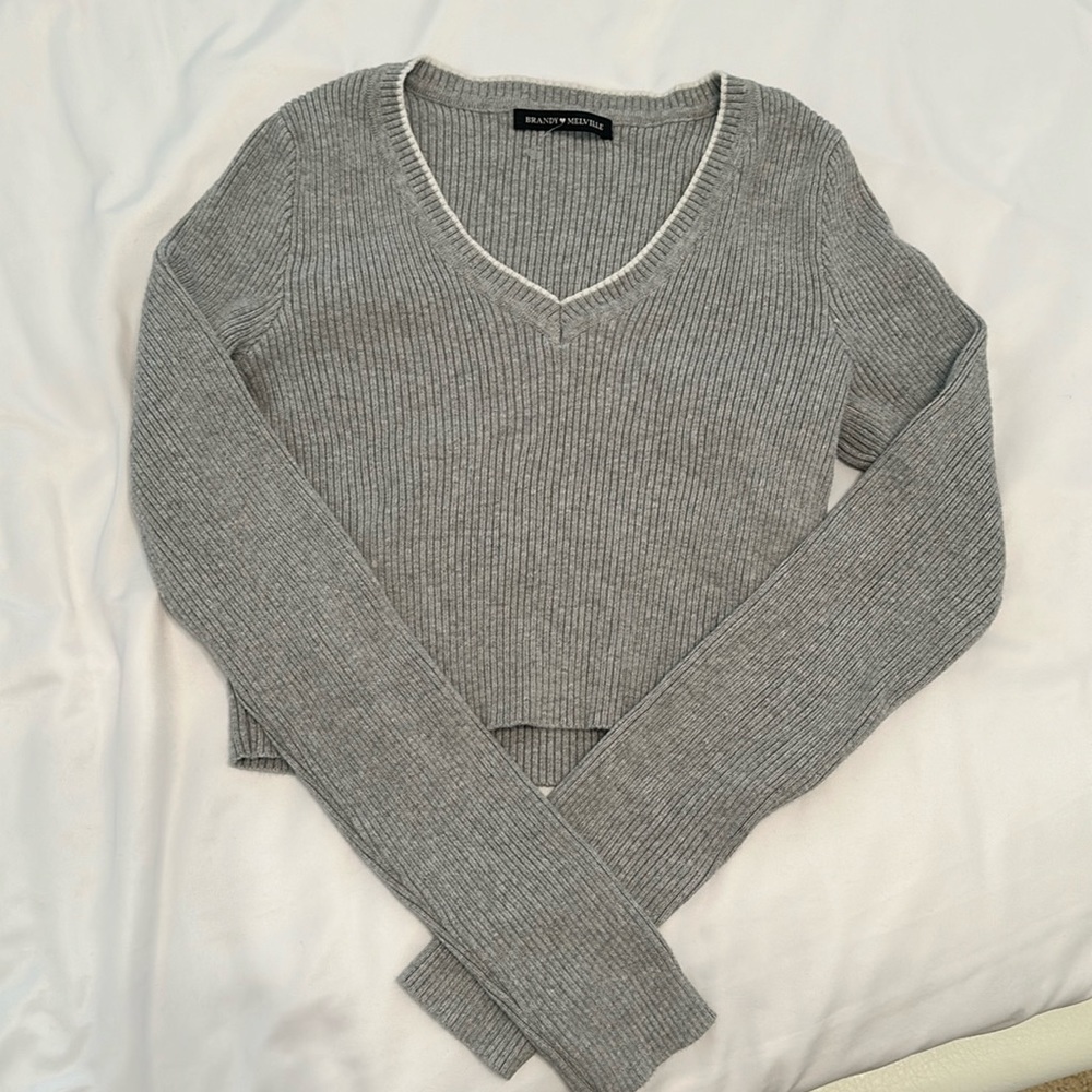 Brandy Melville midriff top